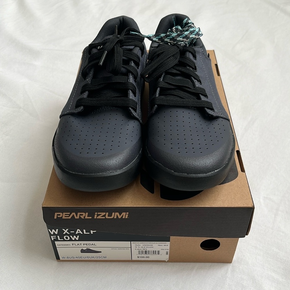 New Pearl Izumi Women’s X-ALP Flow Flat Pedal MTB Shoes, Sz 8 - Picture 2 of 7
